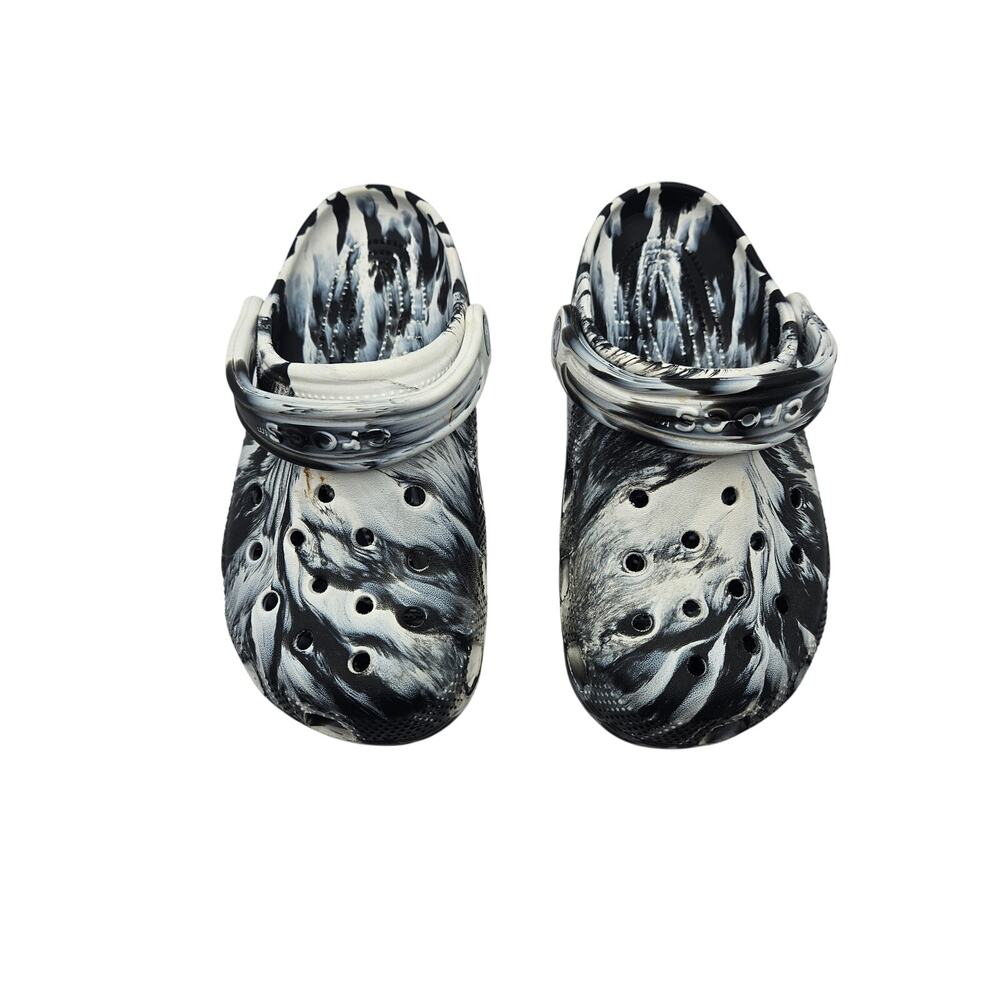 Crocs Marbled Tie-Dye Classic Clog Kids Junior J4 Black White
